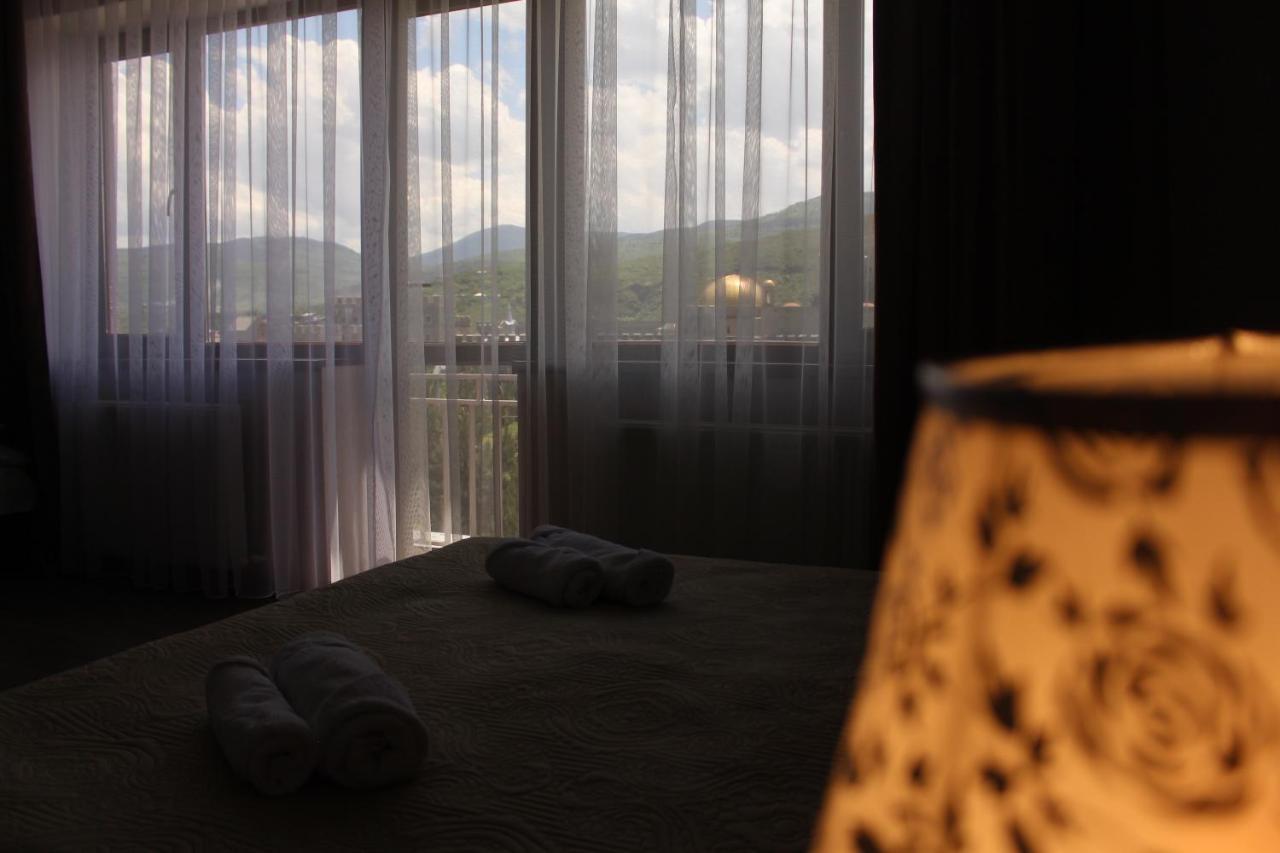 Hotel Rabati Achaltsiche Buitenkant foto