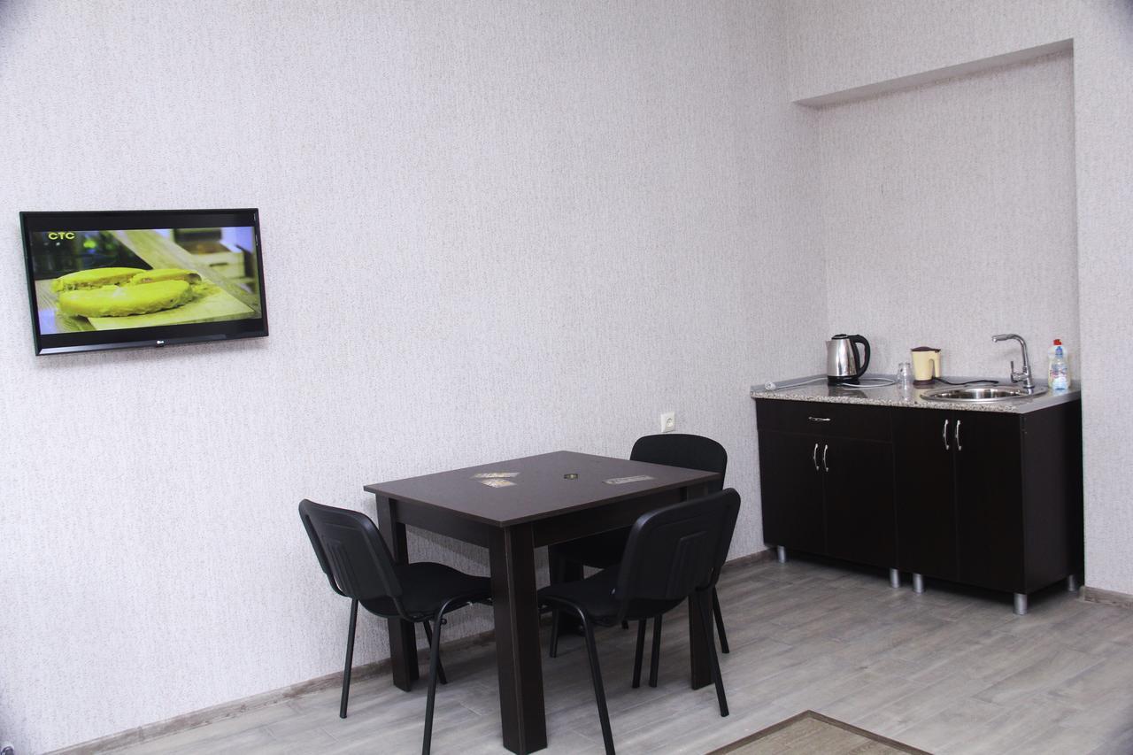 Hotel Rabati Achaltsiche Buitenkant foto